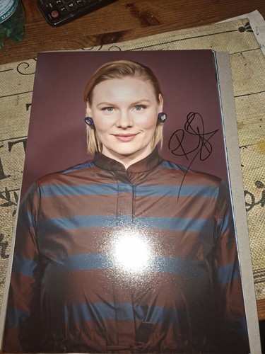 Autogramm foto rosalie thomass - autogramm,